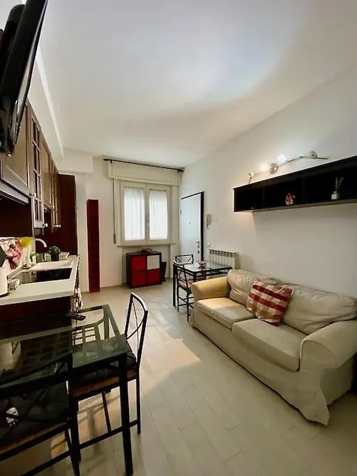 Casa Picasso - Tortona District Italy